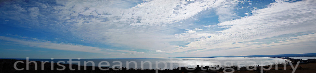 Duluth MN North Shore panoramic.. shows the largest freshwater sandbar in the world on Lake Superior!