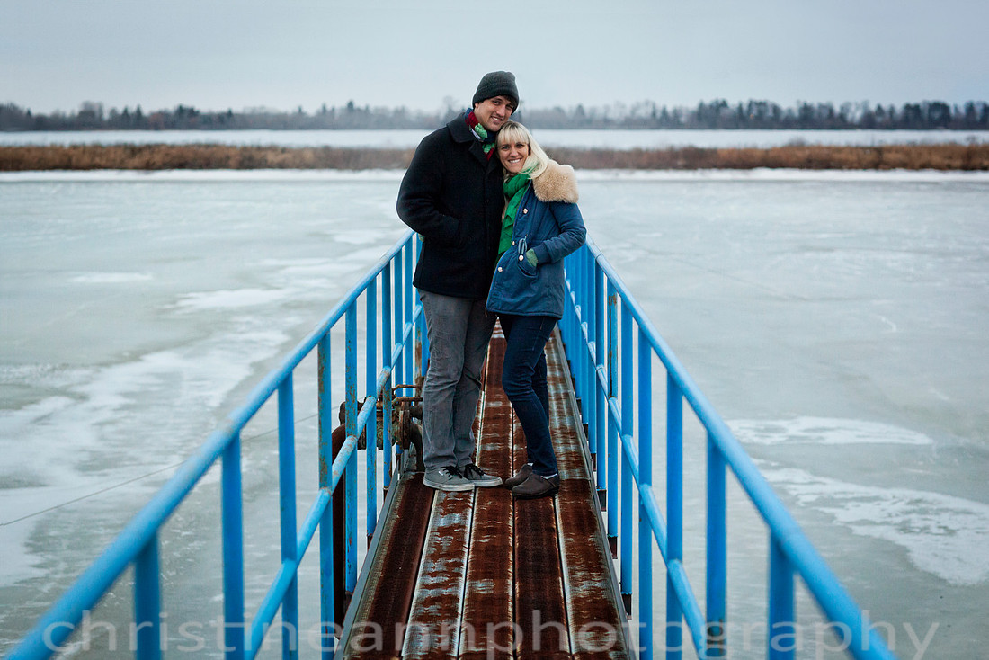 Couples photography Duluth MN Lake Superior Engagement Wedding