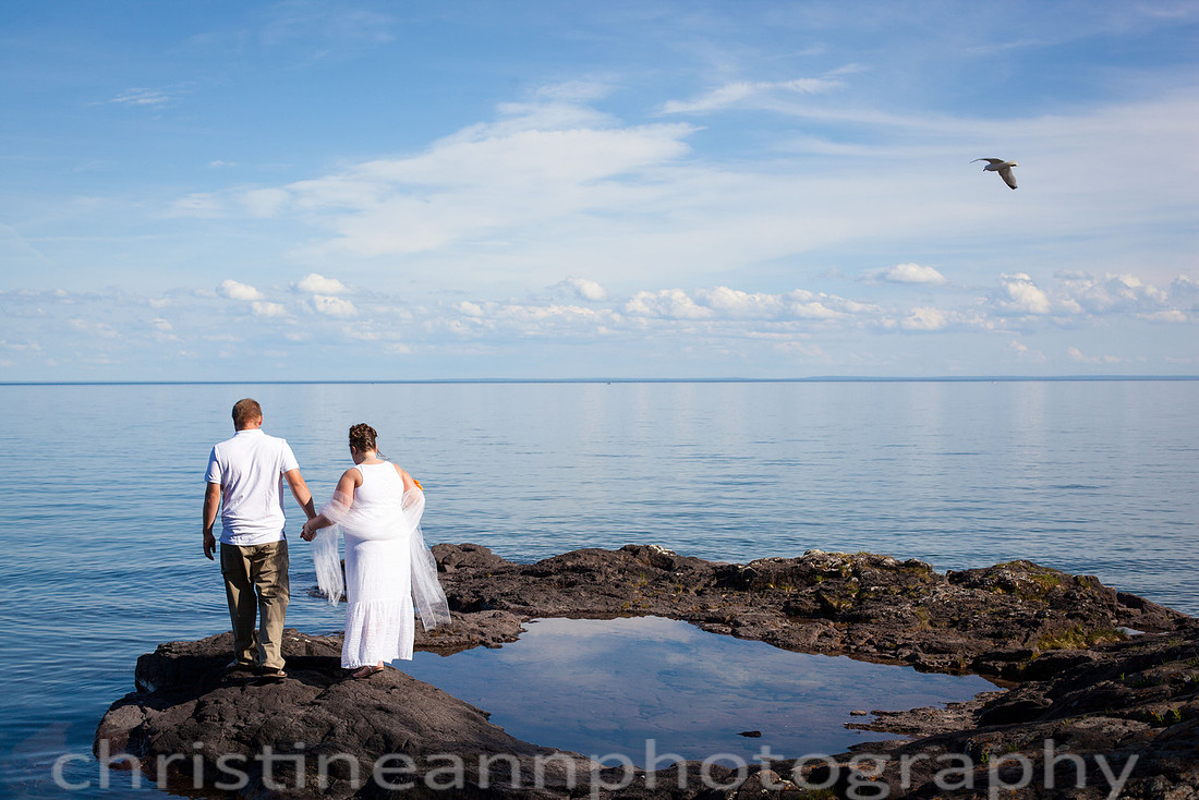Wedding ceremony at Larsmont Cottags in Duluth MN
