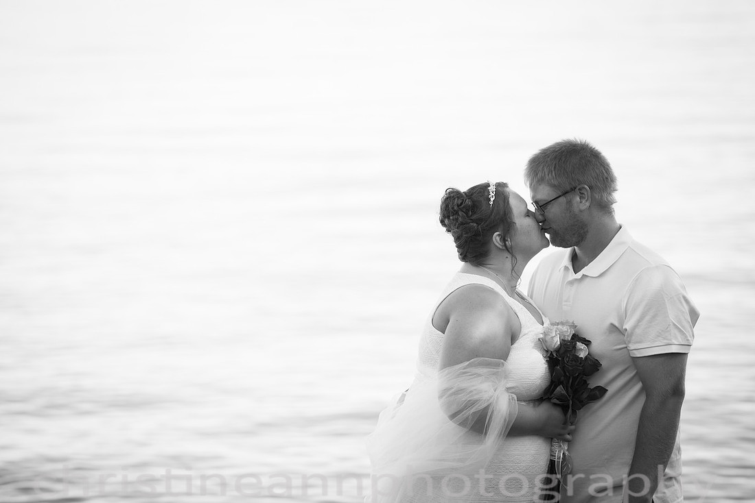 Wedding ceremony at Larsmont Cottags in Duluth MN