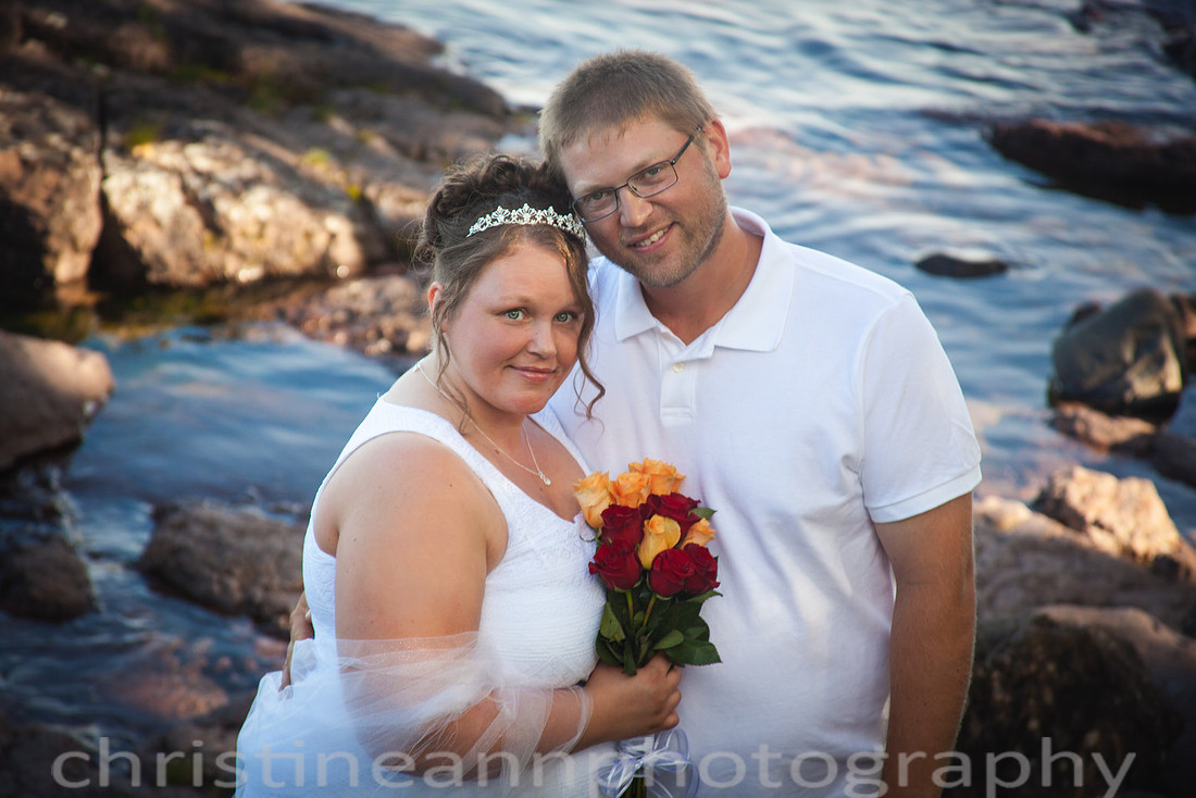 Wedding ceremony at Larsmont Cottags in Duluth MN