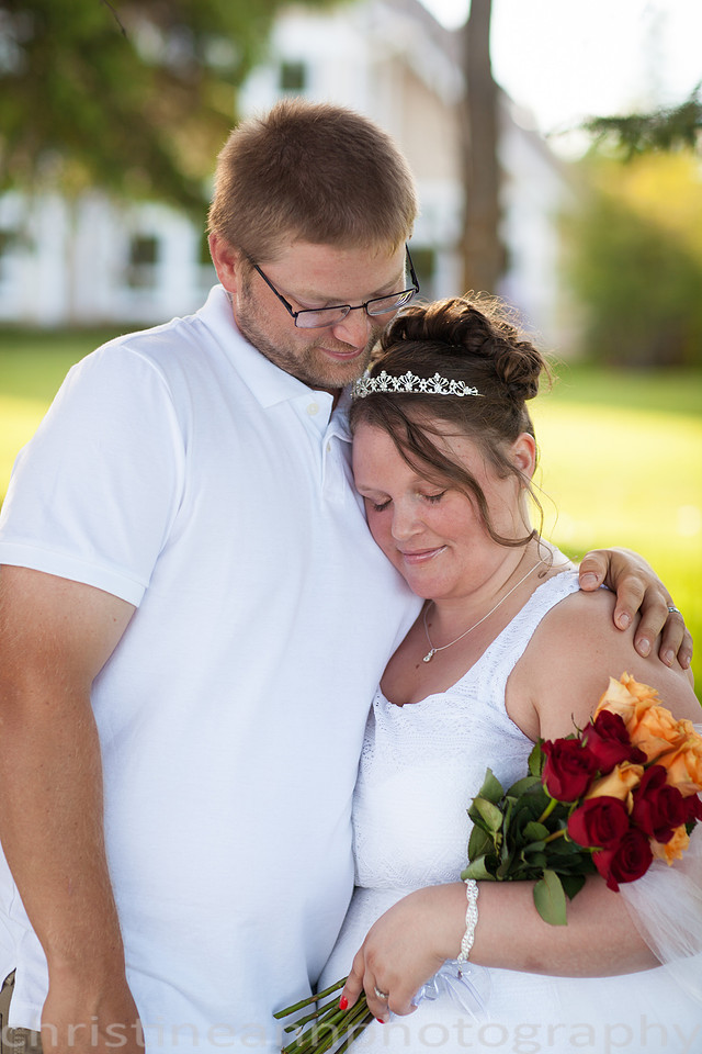 Wedding ceremony at Larsmont Cottags in Duluth MN