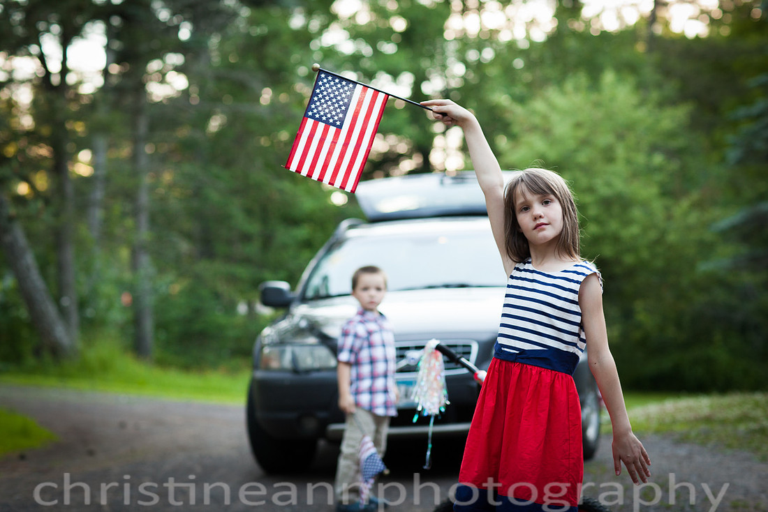 Children siblings family photography session in Duluth MN.