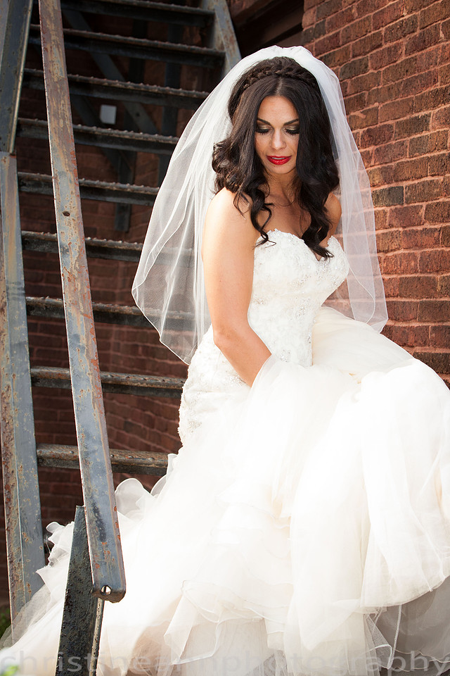 Duluth MN wedding at Womans Club near North Shore Lake Superior with red and white colors.