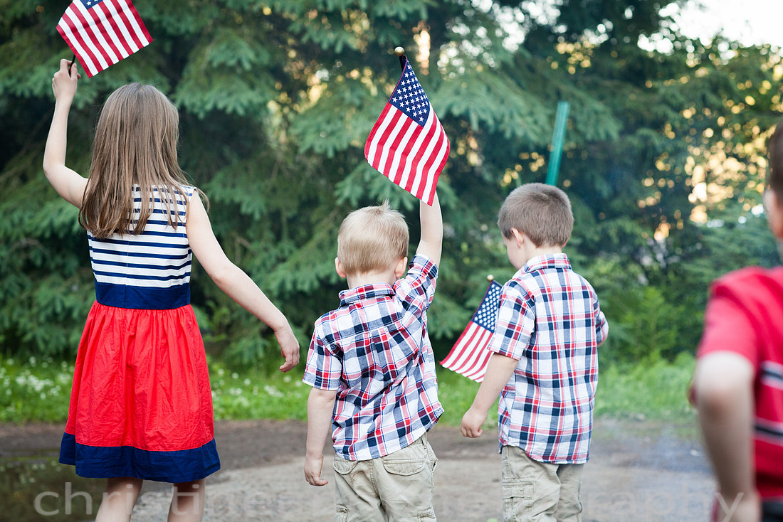 Children siblings family photography session in Duluth MN.