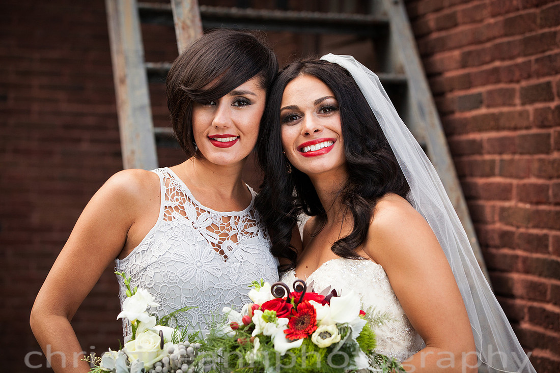 Duluth MN wedding at Womans Club near North Shore Lake Superior with red and white colors.