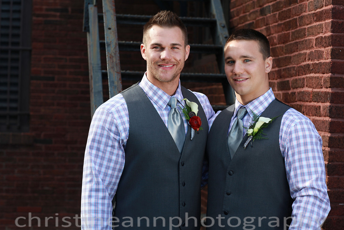 Duluth MN wedding at Womans Club near North Shore Lake Superior with red and white colors.