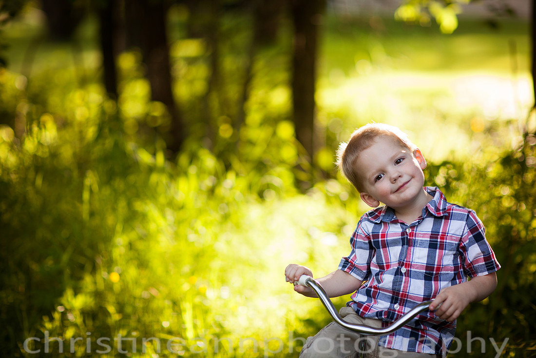 Children siblings family photography session in Duluth MN.