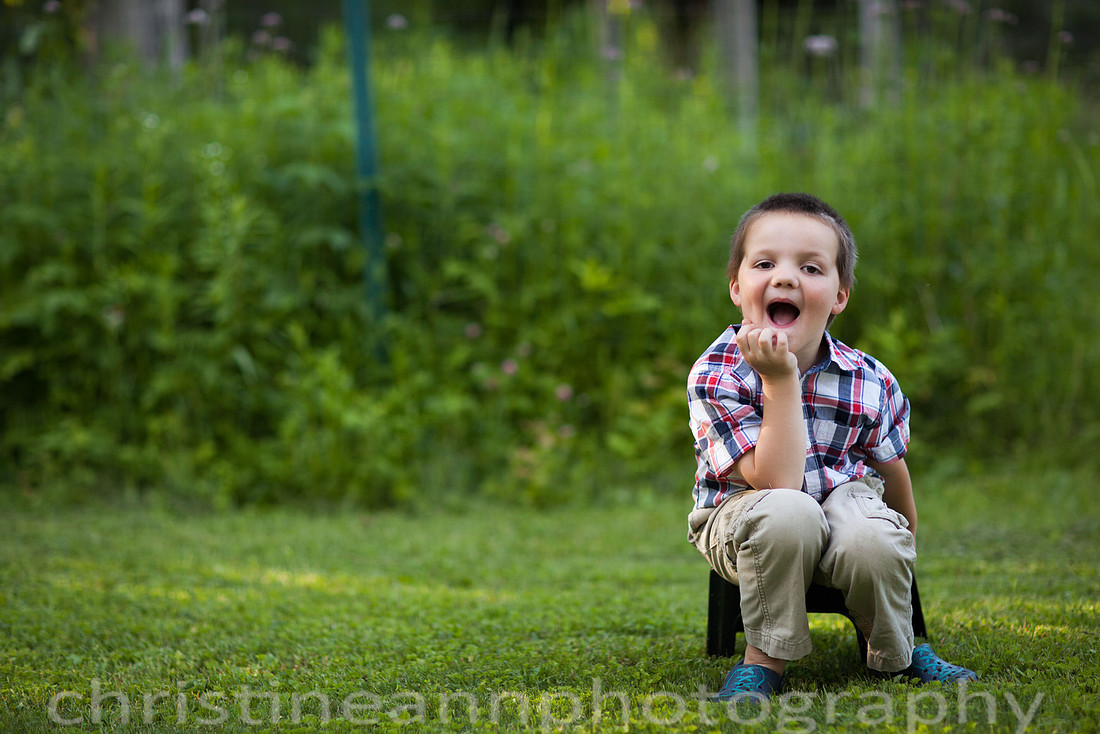 Children siblings family photography session in Duluth MN.