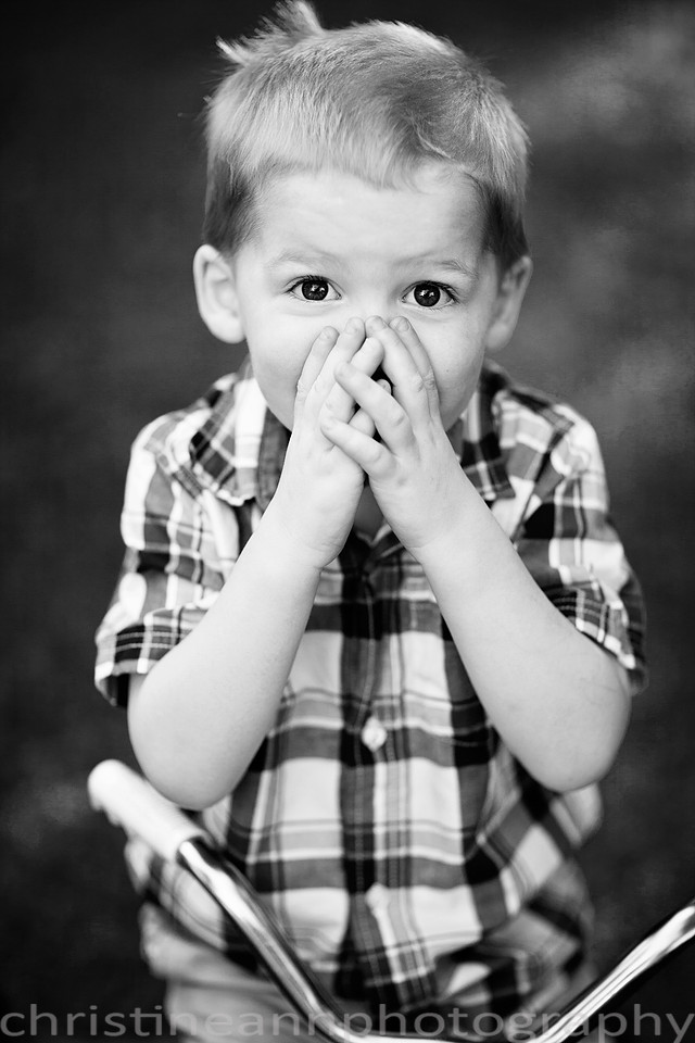 Children siblings family photography session in Duluth MN.