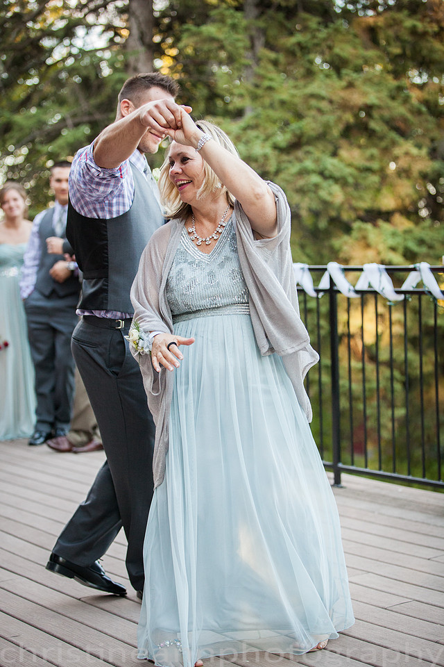 Duluth MN wedding at Womans Club near North Shore Lake Superior with red and white colors.