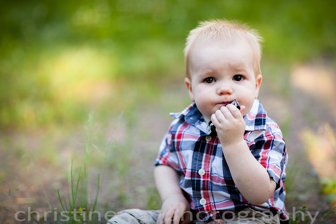 Children siblings family photography session in Duluth MN.